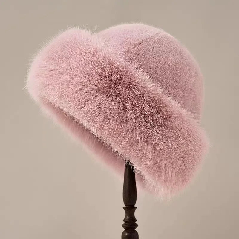 NIKKI Cozy Winter Hat