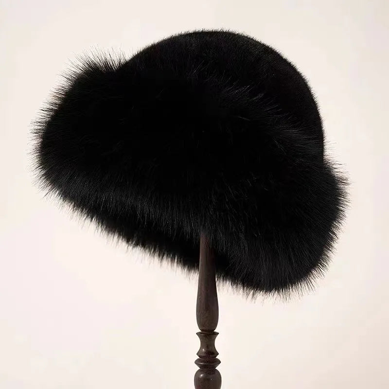 NIKKI Cozy Winter Hat
